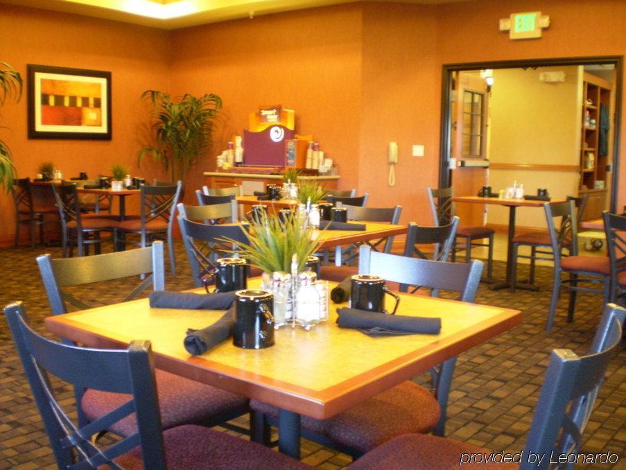 Holiday Inn Express Hotel & Suites Limon I-70/Exit 359 By Ihg Restoran foto